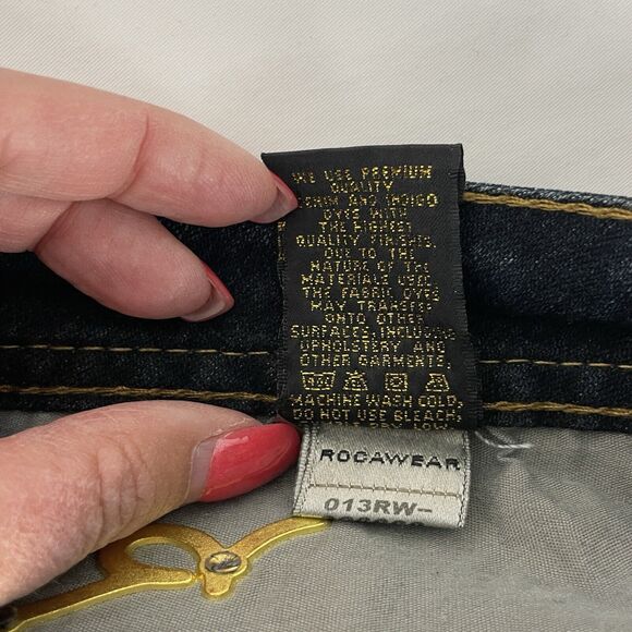 Rocawear Ladies Skimmer Stretch Bermuda Shorts Size 11 NWT - Picture 9 of 9